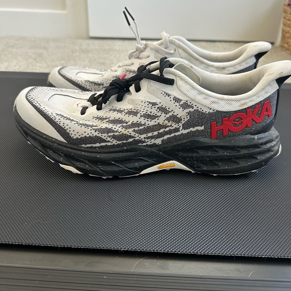 Hoka Speedgoat 5